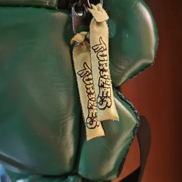 TMNT Retro Turtle Shell Backpack w/ Masks - Picture 3 of 5